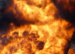 У Дніпропетровську в приміщенні банку стався вибух - фото