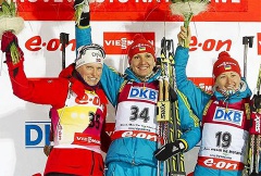 Олена Підгрушна стала чемпіонкою світу з біатлону - фото