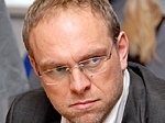 Суд переніс розгляд справи щодо Власенка на середу