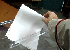 Опозиція вимагає призначення виборів у Києві на 16 червня - фото