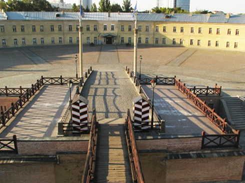 Землі Київської фортеці повернуто столичній громаді - фото
