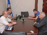 Захарченко взяв під особистий контроль розслідування побиття журналістки