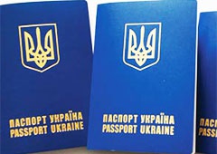 Можливі затримки з видачею закордонних паспортів - фото