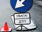 У Херсоні сталася аварія легковика з маршруткою, є постраждалі