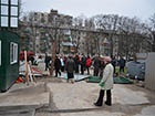На Героїв Севастополя знесли будівельний паркан
