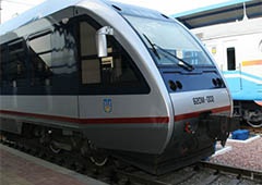 Укрзалізниця призначила додаткові поїзди до новорічних свят - фото