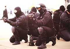 На Євромайдані побоюються переодягненої «Альфи» - фото