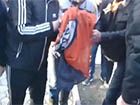Сепаратисти у Донецьку спалили прапор ФК «Шахтар» [відео]