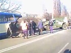 П’яні російські окупанти у Криму на «Тигрі» врізалися в тролейбус