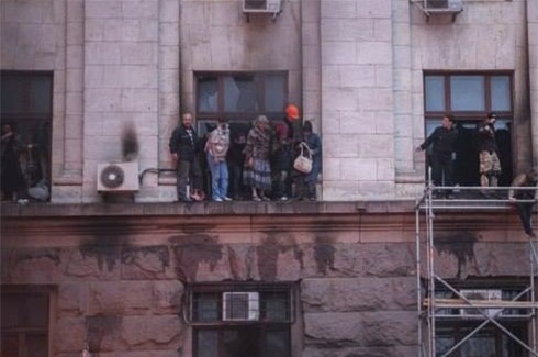 У пожежі в домі профспілок в Одесі більшість людей загинуло від хлороформу – МВС - фото