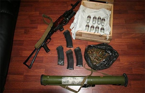 Затриманий озброєний терорист зізнався, що проходив бойову підготовку у Ростовській області під керівництвом Бєзлєра - фото