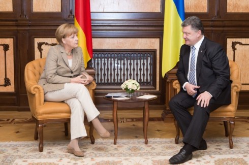 Ангела Меркель: Німеччина не визнає анексії Криму - фото