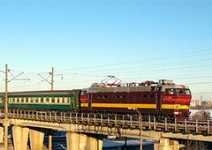 На зимові свята «Укрзалізниця» призначила 12 додаткових поїздів - фото
