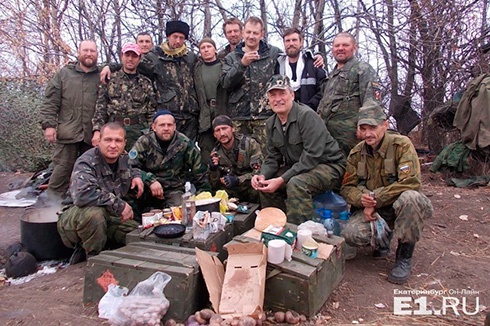 Росіяни їдуть на Донбас добровольцями і отримують за це зарплату, - голова фонду свердловських ветеранів спецназу - фото