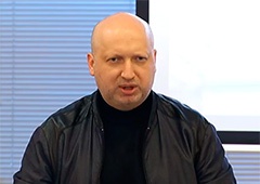 Турчинов: Активізувати наступ на Донбасі прийняв рішення Путін, він і несе відповідальність за те, що відбулося в Маріуполі - фото