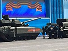Росія озвучила нову причину зупинки танку «Армата» на репетиції параду у Москві