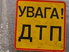 На Київщині машина зіткнулася з деревом – загинули 4 людини