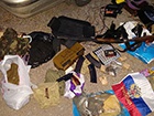 Терористи «ДНР» приховали 12 кг пластиду та зброю