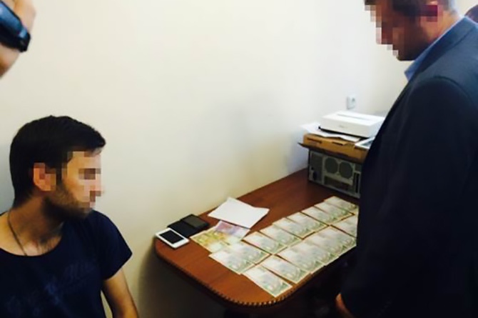 СБУшник-хабарник пройшов тестування та співбесіду до Національного антикорупційного бюро - фото
