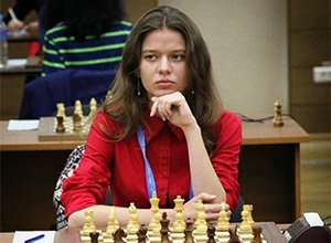 Українка перемогла на юніорському чемпіонаті світу з шахів, який проходив в РФ - фото