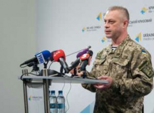 На Донбасі бойовики підсилилися важкою технікою - фото