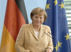 Меркель попросила Путіна скористатися своїм впливом на сепаратистів - фото