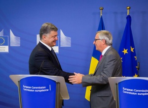 Порошенко та Юнкер узгодили подальші кроки для запровадження Євросоюзом безвізового режиму для українців - фото
