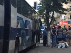 В центрі Дніпра скоїли розбійний напад на автобус