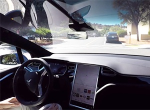Всі свої автомобілі Tesla Motors відтепер обладнує повністю автономним автопілотом - фото
