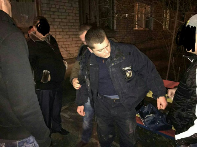 У Миколаєві патрульного затримали на хабарі - фото