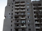 Як «рашисти» з танків багатоповерхівку в Авдіївці продірявили – відео