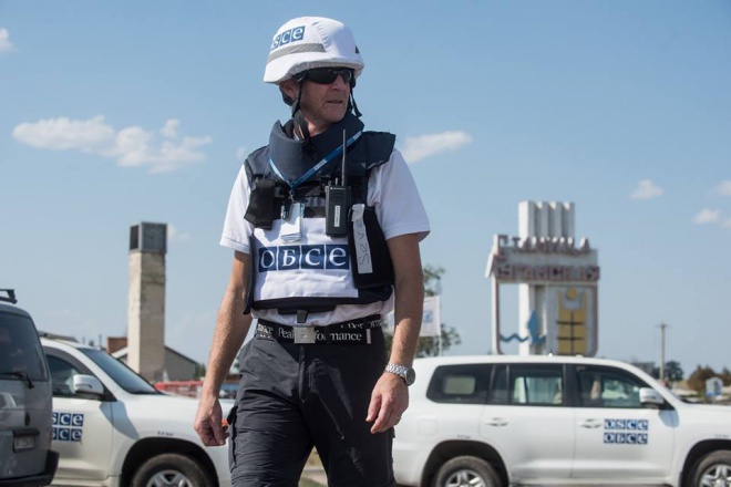 ОБСЄ розмістила своїх спостерігачів у Станиці Луганській цілодобово - фото