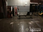 Поліцейський застрелив в супермаркеті чоловіка, який напав на нього з ножем