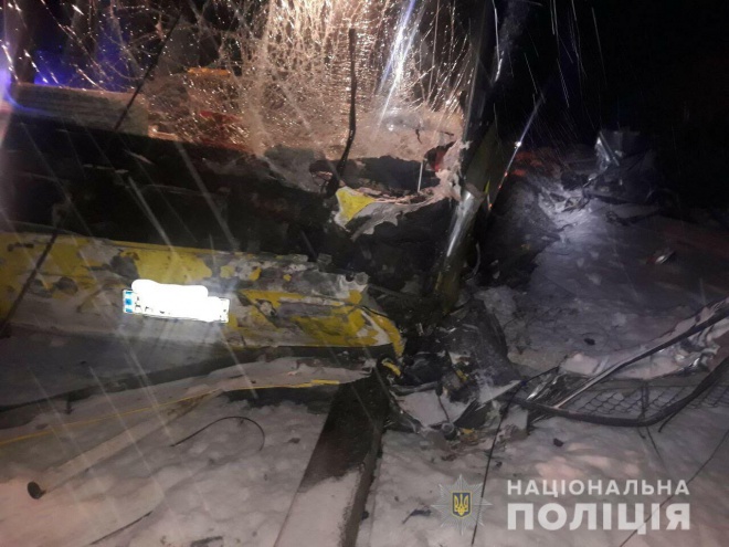 В ДТП за участю автобуса на Львівщині загинуло 4 особи - фото