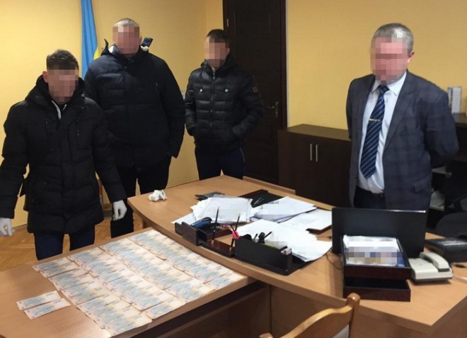 На хабарі затримано голову райдержадміністрації на Львівщині - фото