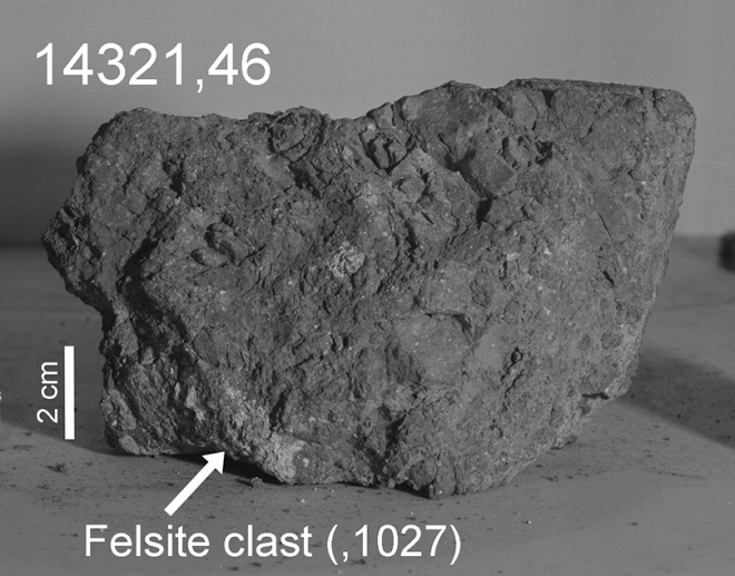 Найстарішу земну породу знайдено на... Місяці - фото