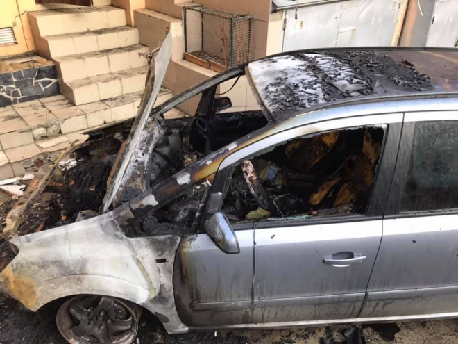 В Одесі підпалили автівку активіста - фото