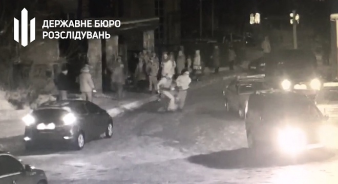 На Київщині поліція чотири години била і знущалася з чоловіка - фото
