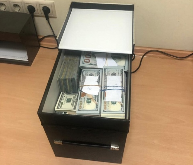 Здирництво в Інституті Шалімова: іще $840 тис виявили у затриманого лікаря - фото