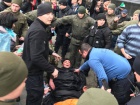 Чоловік підпалив себе під Офісом президента
