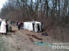 Джип влаштував смертельну аварію з пасажирським мікроавтобусом і намагався втекти