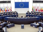 Євросоюз зняв санкції з Азарова й Ставицького