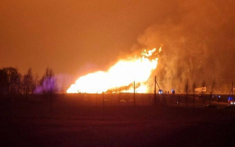 В “БНР” палає нафтобаза - фото