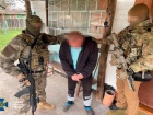 На Київщині затримано шахрая, який видурював гроші у родичів зниклого під Бахмутом захисника