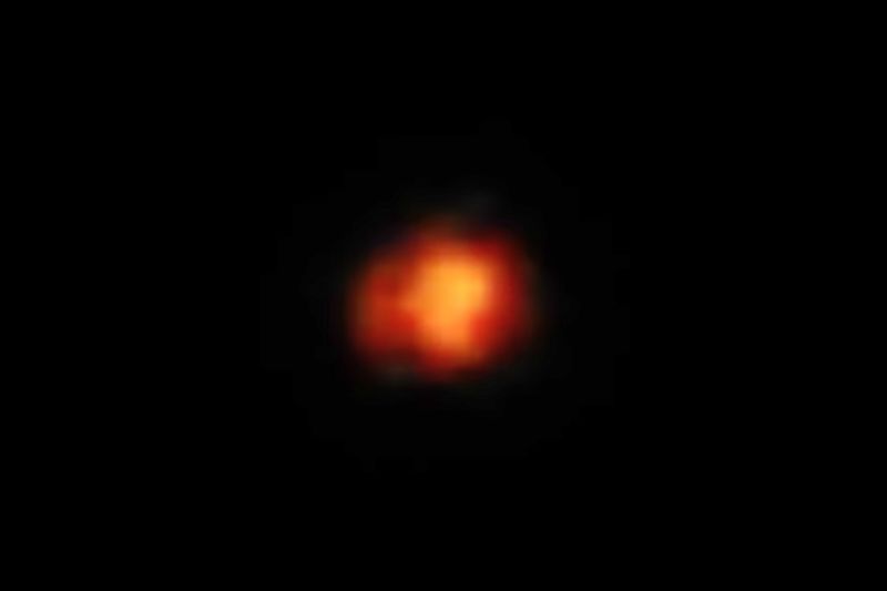 Астрономи підтвердили, що галактика “Мейзі” - одна з найраніших серед спостережуваних - фото