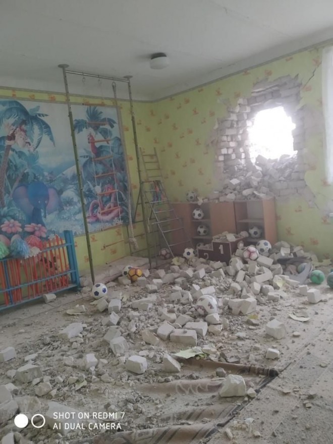 обстрел Станицы Луганской, детский сад, фото 1