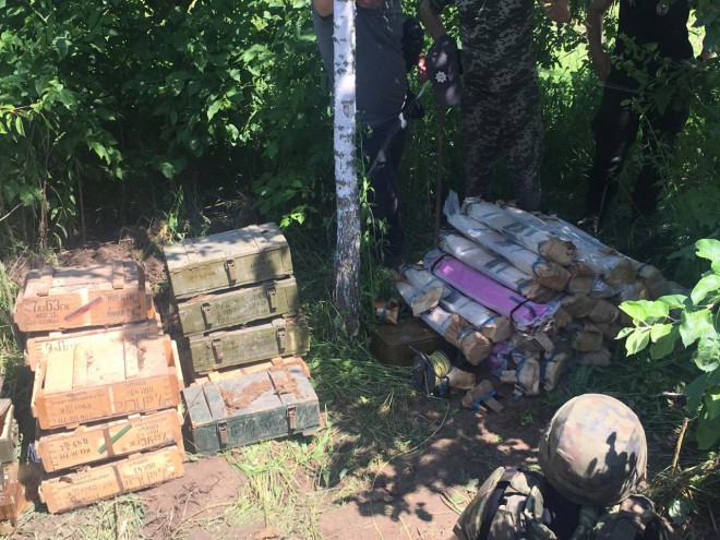 схрон оружия в селе Сеянцы в Ровенской области, фото 1