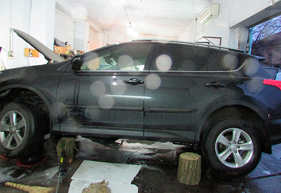 взрывное устройство под машиной мэра Измаила Андрея Абрамченко на фото 1