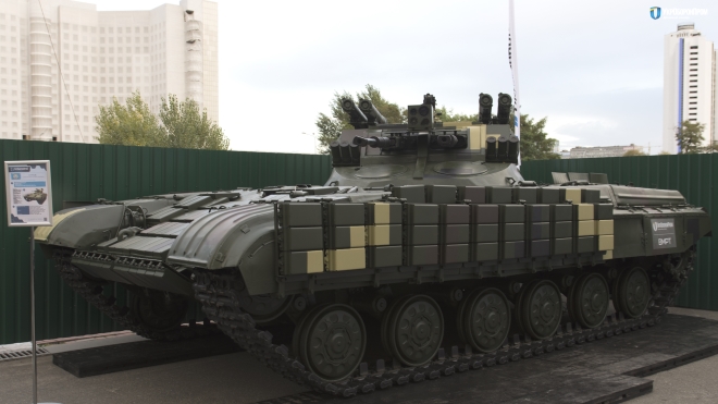 бойова машина підтримки танків «Страж» на фото
