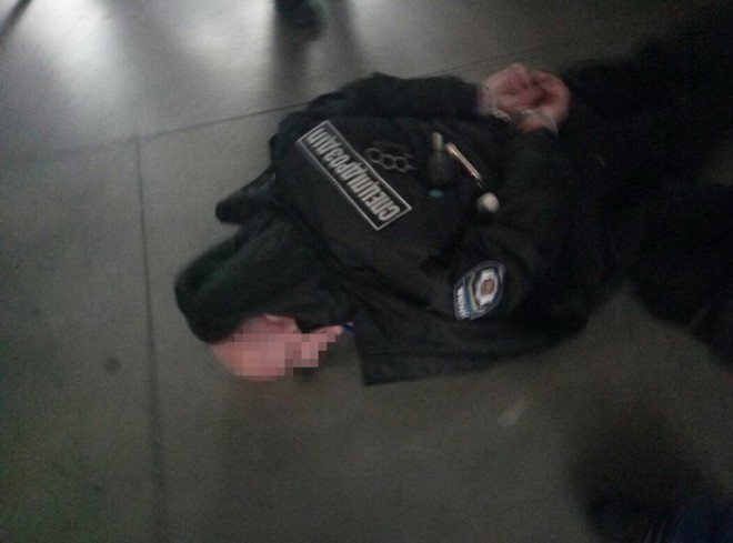 задержание в Киеве россиянина в форме сотрудника спецподразделения Нацполиции, фото 2